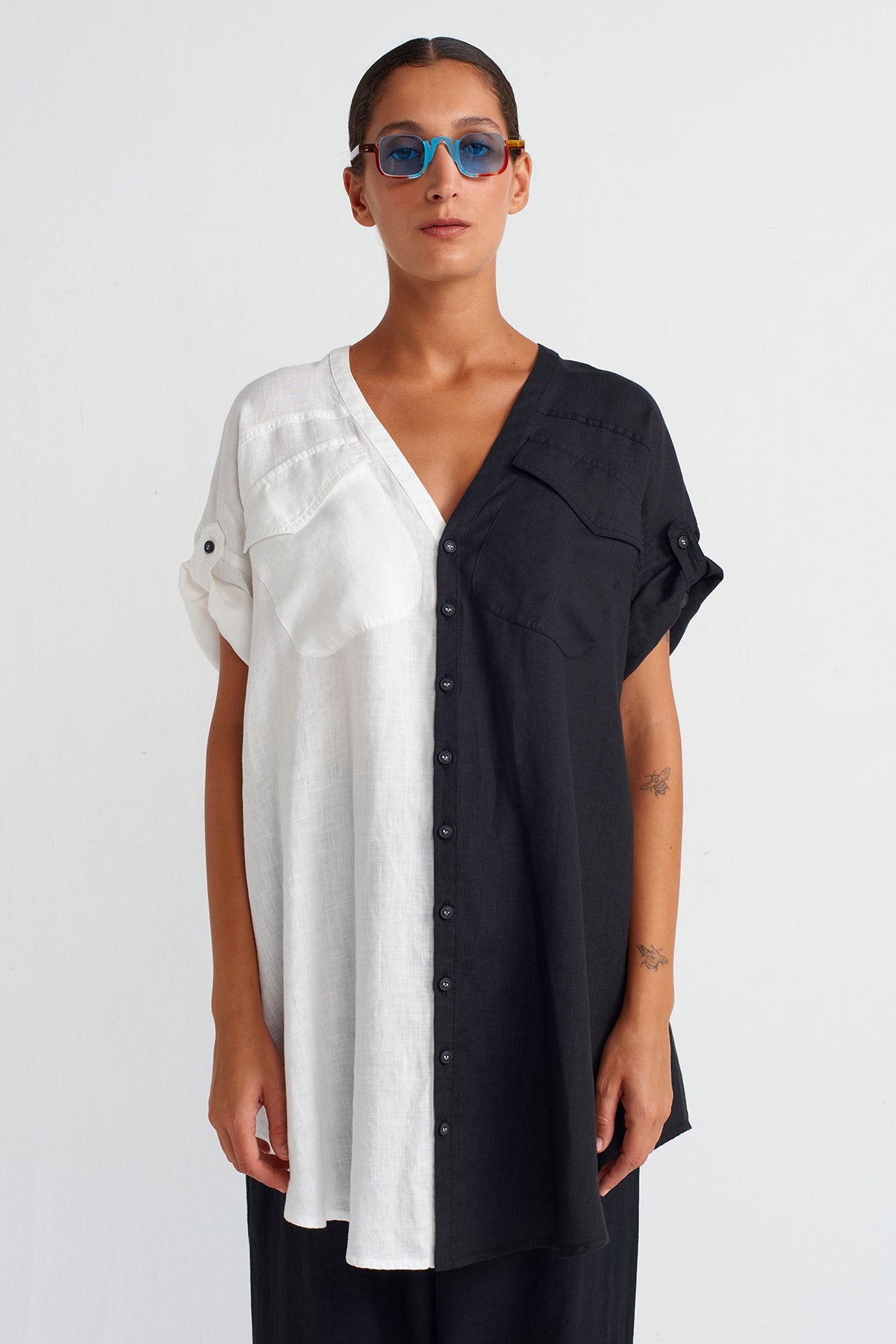 Black / White Color Block Linen Blouse-Y251011074
