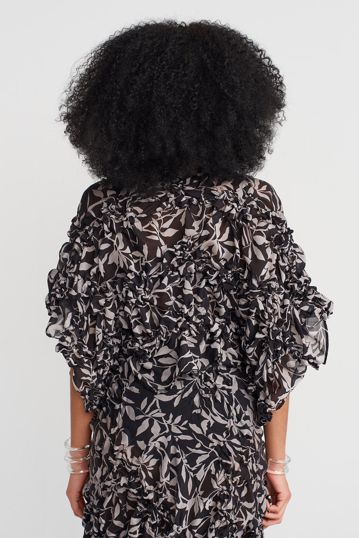 Black/Milk -Y251011184
