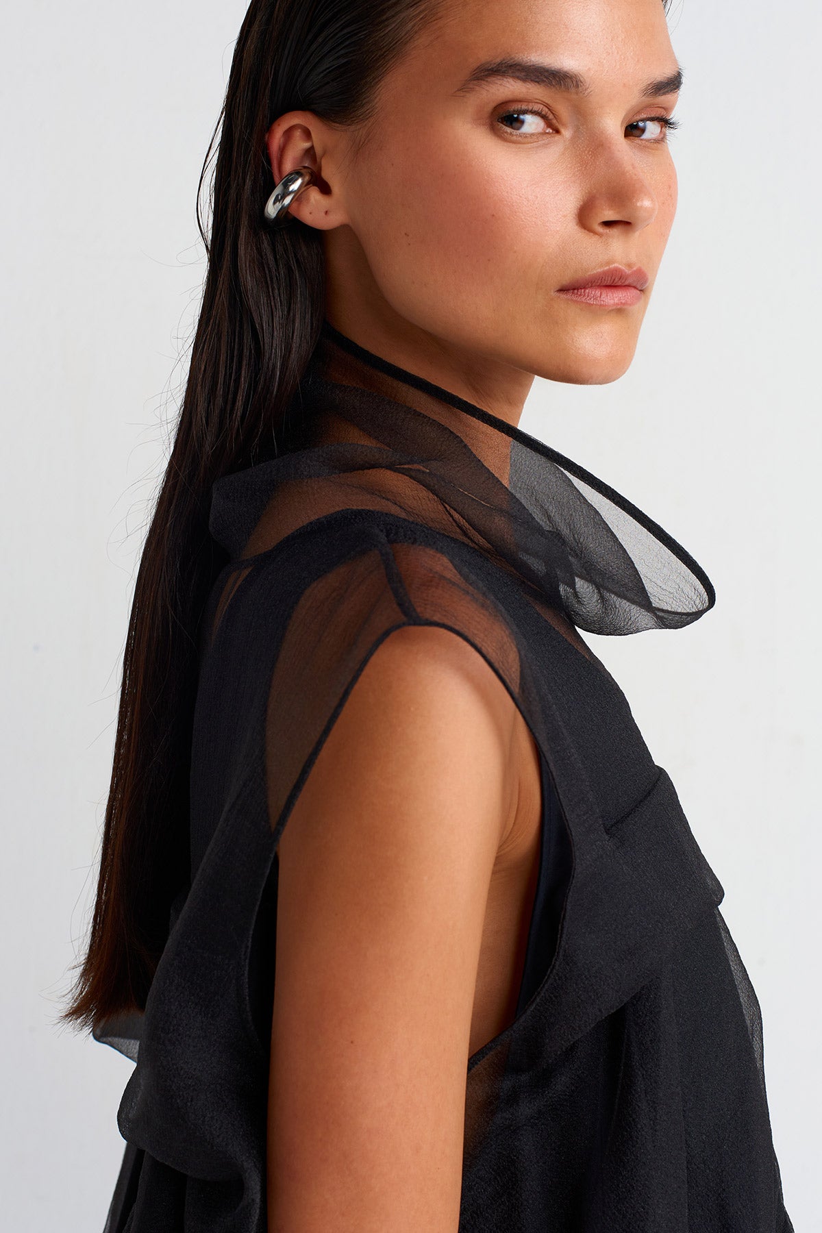 Black Fold Detail Organza Dress-Y254014012
