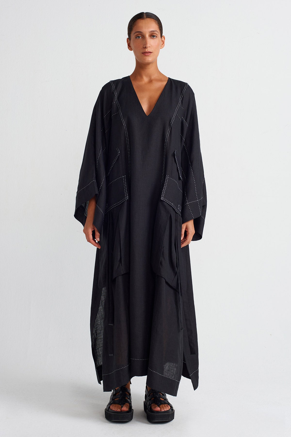 Black / White Contrast Stitched Pocketed Linen Kaftan Dress-Y254014020