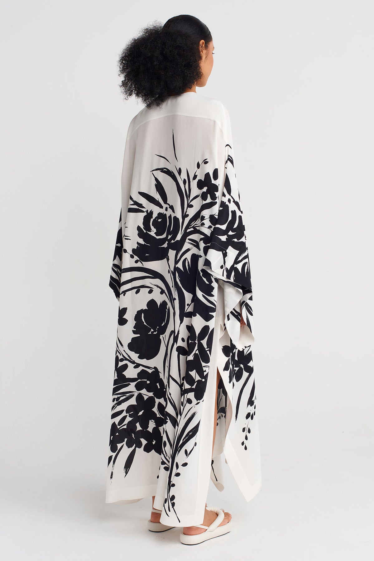 Beyaz/Siyah Desenli Kaftan Elbise-Y254014167