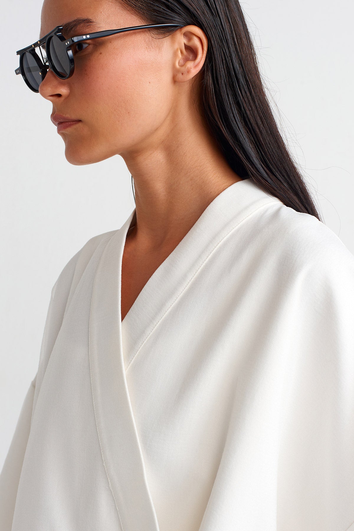 Kırık Beyaz Organze Detaylı Kimono -Y255015016