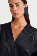 فستان أسود مطوي - Y264014010