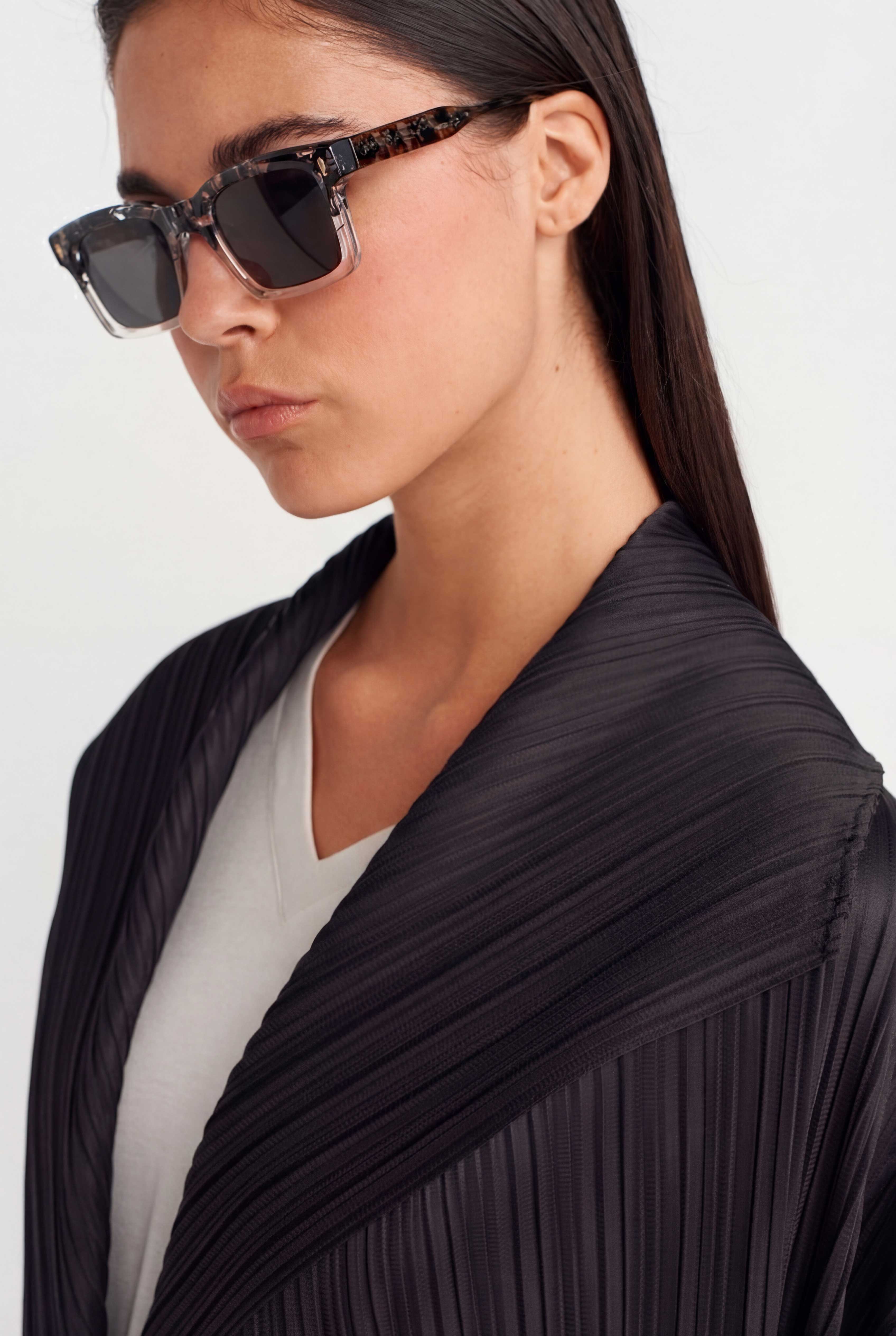 Siyah Plise Şal Ceket-Y265015008