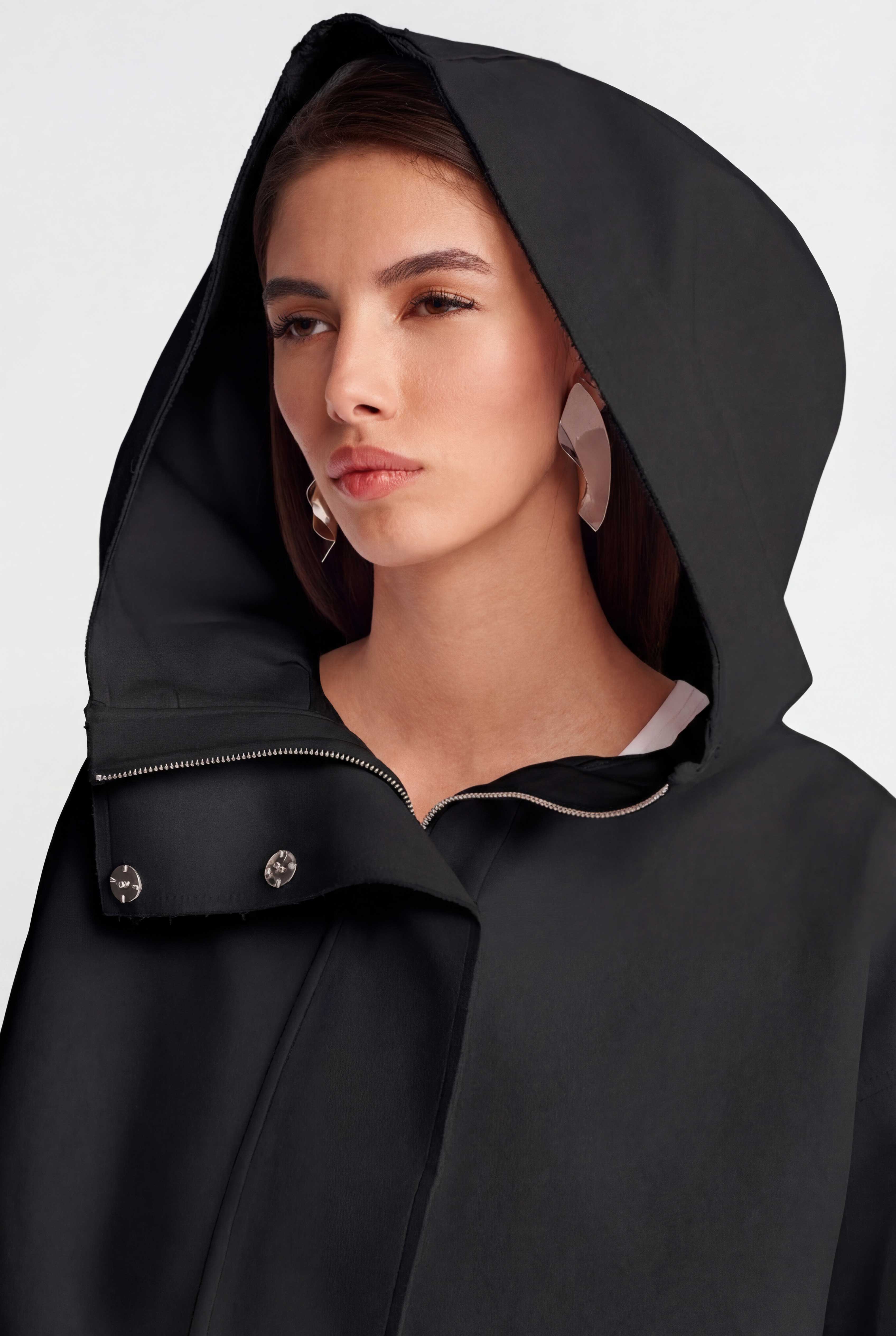 Siyah Kapüşonlu Kısa Ceket-Y265015017