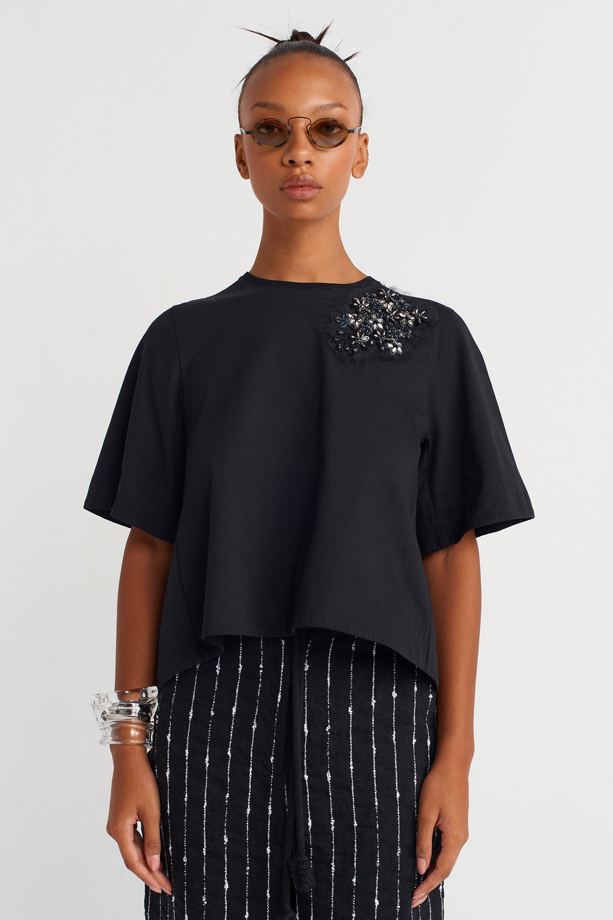 Black Beaded Asymmetrical Blouse - Y261011024