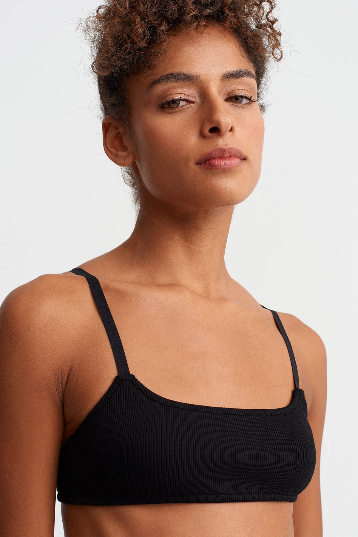 Siyah Ribana Askılı  Top-Y261011039