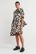 Printed Origami-Shaped Pleated Dress - Y264014025