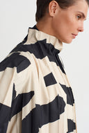 Patterned Pleated Long Jacket - Y267017010