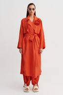 Red Linen Trench Coat with Belt and Collar Flower Detail - Y267017013