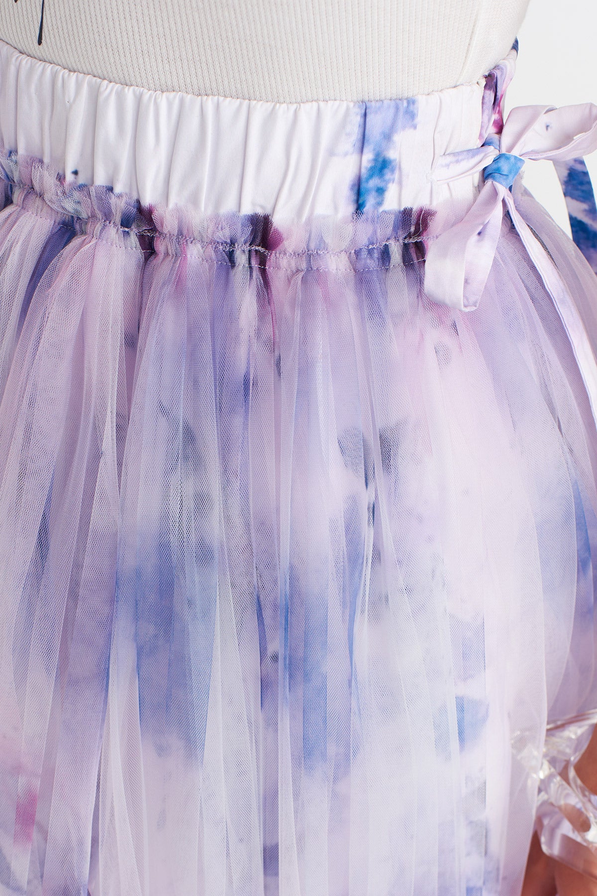 تنورة ميدي من التول بتأثير الألوان المائية - Y262012003