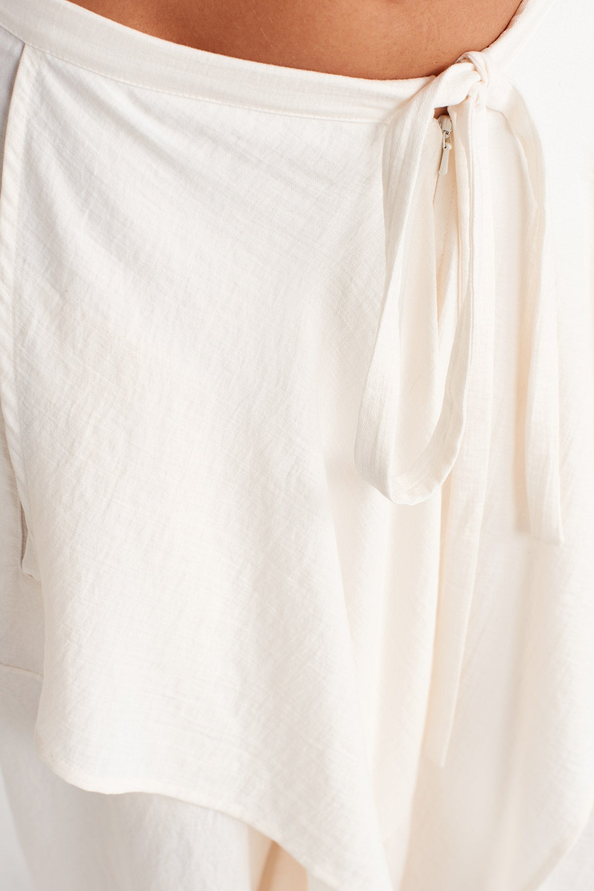 Kırık Beyaz Asimetrik Bağlamalı Şalvar-Y263013007