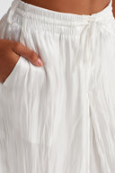 Off-White Wrinkled Textured Loose Fit White Trousers - Y263013015