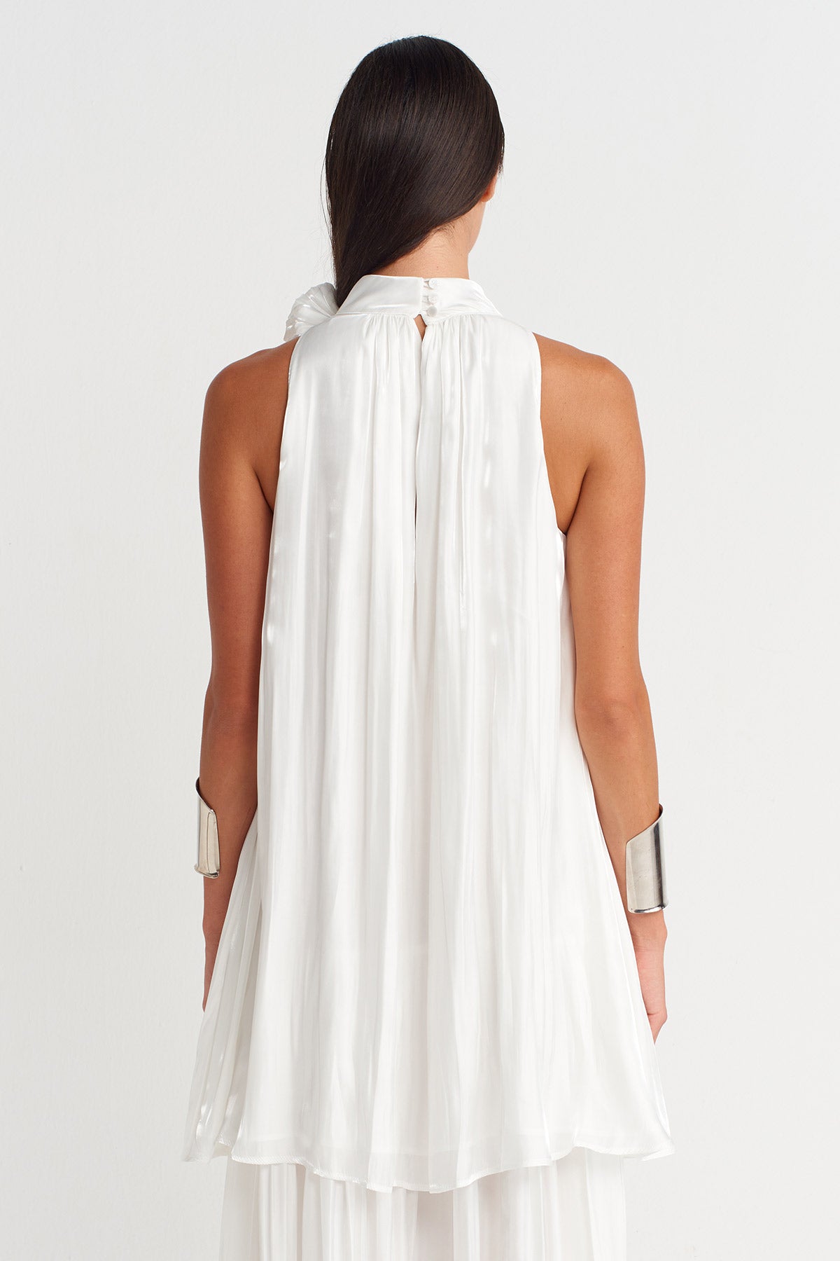 Off-White Satin Dress with Floral Collar Detail - Y264014019