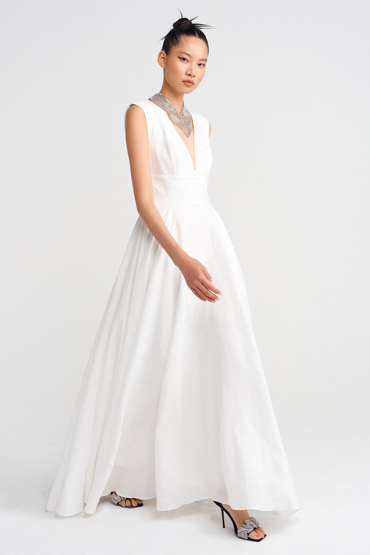 Kırık Beyaz Derin V Yakalı Uzun Keten Elbise-Y264014057