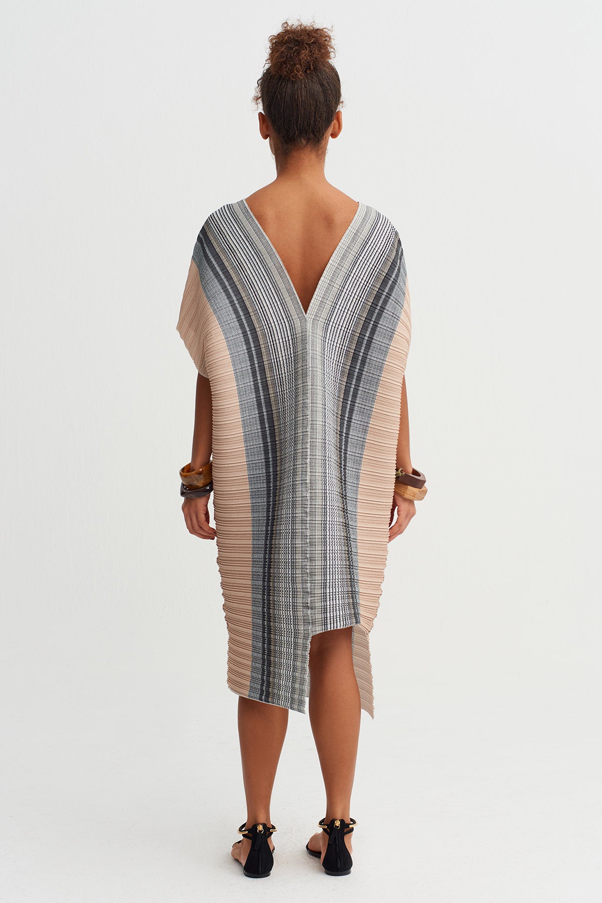 فستان طويل غير متماثل بكسرات - Y264014088