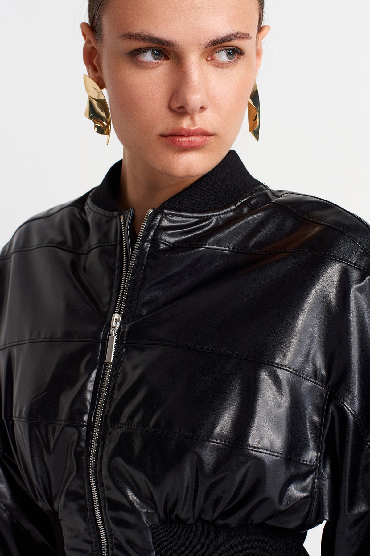 Siyah Kısa Bomber Ceket-Y265015016