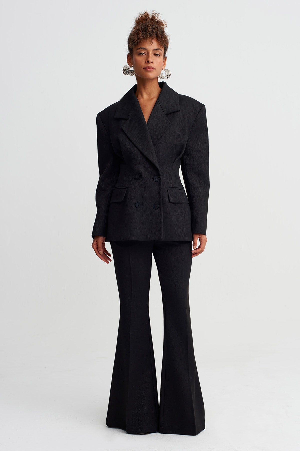 Siyah Bele Oturan Kruvaze Yaka Ceket-Y265015020