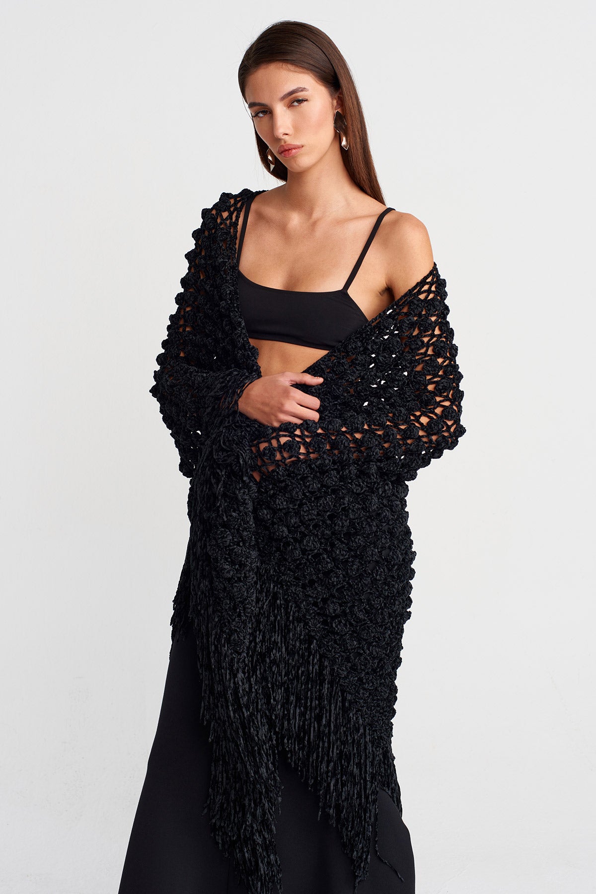 Siyah Dokulu Örgü Şal-Y266016005