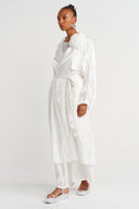 Off-White Shiny Trench Coat with Floral Details - Y267017005
