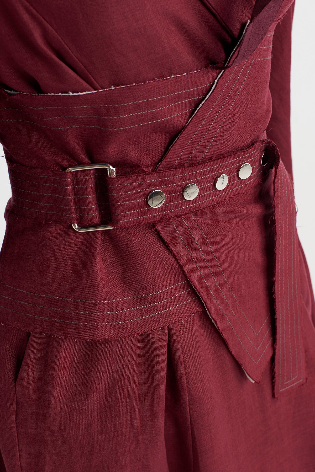 حزام مشدّ بلون البرقوق بتفاصيل خياطة غير متماثلة - Y268018002