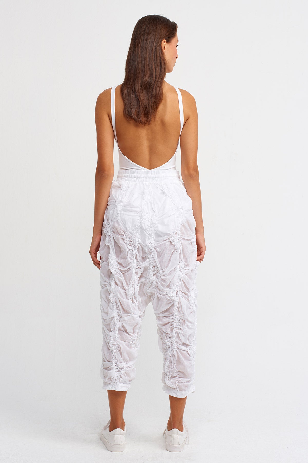 Kırık Beyaz Lastik Brodeli Vual Pantolon-K223013036